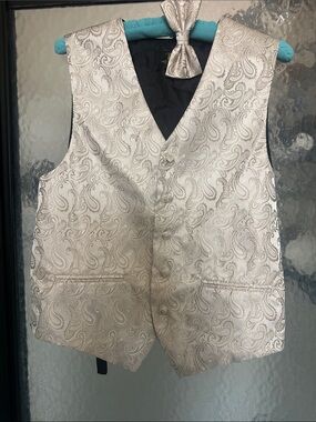Men's champagne colored Paisley Formal Vest with Matching Bow Tie